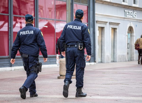 Policija korzo-ilustrativna-20 Policija korzo-ilustrativna-20