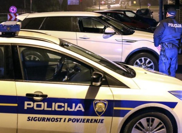 policija noć auto traja igor kralj pixsell arhiva