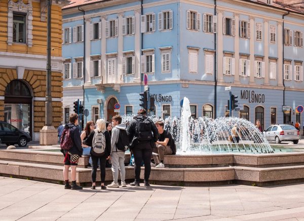 Jadranski trg Rijeka učenici-6