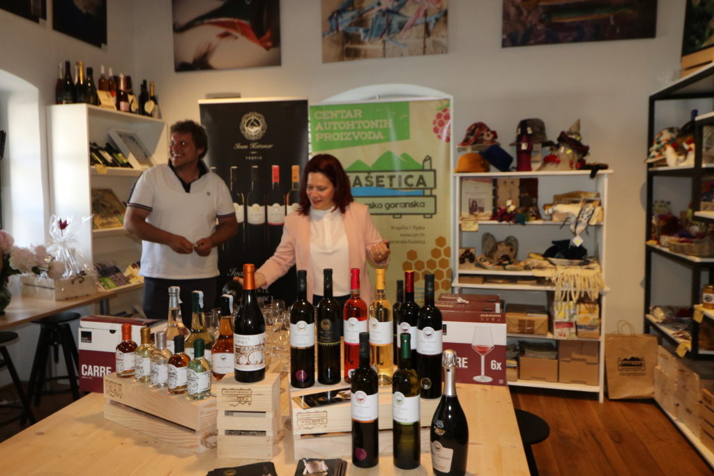 KASETICA pgz promocija kuca vina katunar (10)