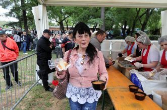 Tradicionalna proslava Praznika rada u organizaciji županijskog SDP-a ove godine održana je u Trsatu Tradicionalna proslava Praznika rada u organizaciji županijskog SDP-a ove godine održana je u Trsatu