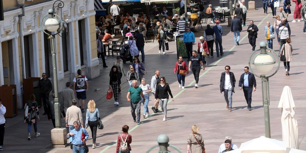 Rijeka: Proljeće je u punom jeku, a odjevne kombinacije u skladu su s vremenom Rijeka: Proljeće je u punom jeku, a odjevne kombinacije u skladu su s vremenom