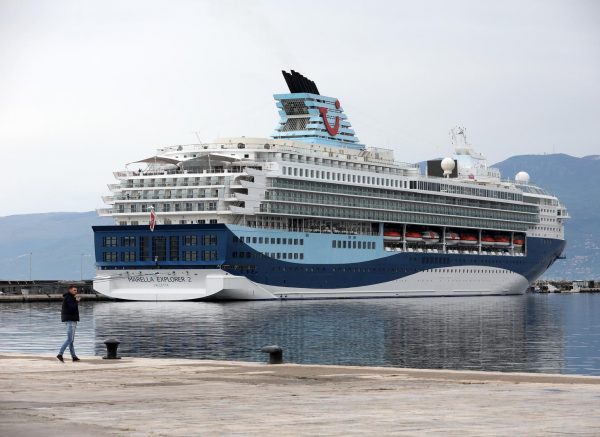 Rijeka: Prvi ovogodišnji kruzer Marella Explorer 2 uplovio u luku
