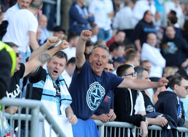 Rijeka: Navijači na tribinama prate susret 34. kola Prve HNL između Rijeke i Hajduka