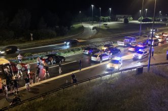 Zagreb: Torcida na povratku na autocesti napala policiju koja je uzvratila vatrenim oružjem Zagreb: Torcida na povratku na autocesti napala policiju koja je uzvratila vatrenim oružjem