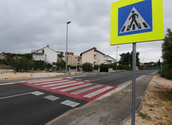 Šibenik: Mjesto nesreće gdje je pijani vozač ozlijedio dvije djevojke