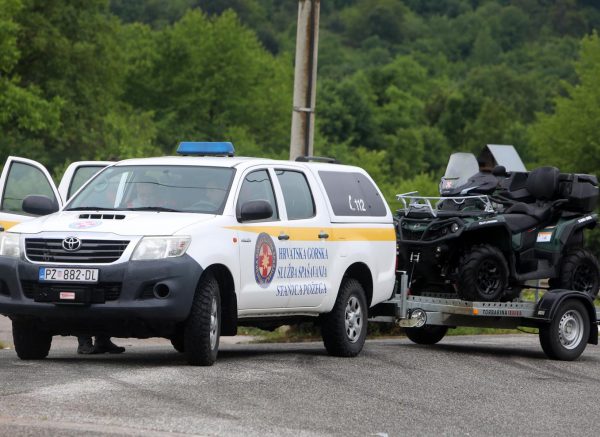 Rakovica: HGSS dronom pronašao nestalu cessnu