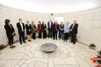 Polaganje-vijenaca-povodom-obilježavanja-Dana-oslobođenja-Rijeke-4 Polaganje-vijenaca-povodom-obilježavanja-Dana-oslobođenja-Rijeke-4