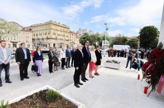 Polaganje-vijenaca-povodom-obilježavanja-Dana-oslobođenja-Rijeke-7 Polaganje-vijenaca-povodom-obilježavanja-Dana-oslobođenja-Rijeke-7
