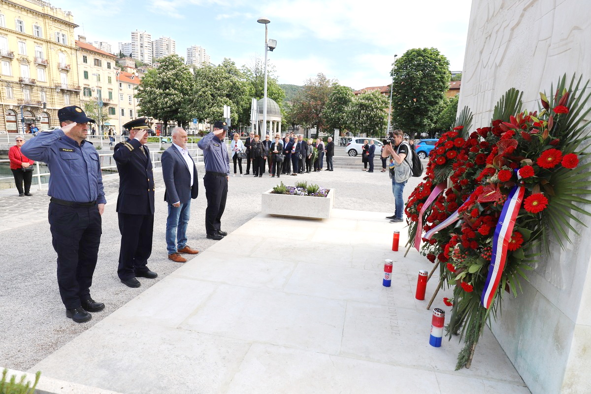 Polaganje-vijenaca-povodom-obilježavanja-Dana-oslobođenja-Rijeke-8 Polaganje-vijenaca-povodom-obilježavanja-Dana-oslobođenja-Rijeke-8