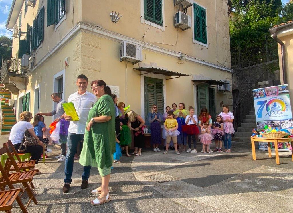 dnd opatija kolibrici senzorni vrt (3) dnd opatija kolibrici senzorni vrt (3)