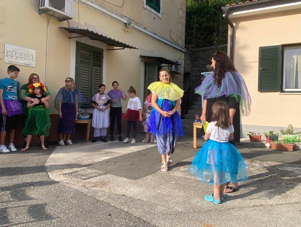 dnd opatija kolibrici senzorni vrt (8) dnd opatija kolibrici senzorni vrt (8)