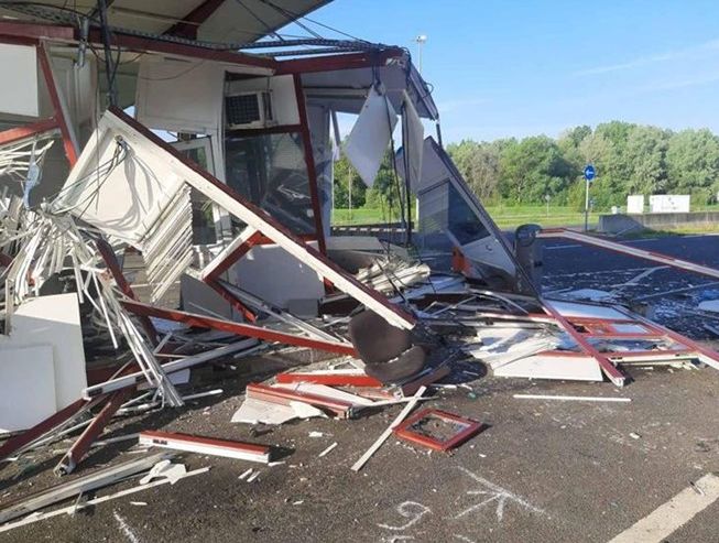 granični prijelaz mađarska kućice 16 granični prijelaz mađarska kućice 16