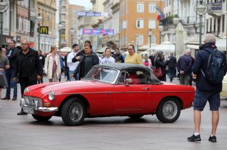 26. međunarodni susret Oldtimer Auto Rally Rijeka 2022. startao je ne Korzu 26. međunarodni susret Oldtimer Auto Rally Rijeka 2022. startao je ne Korzu