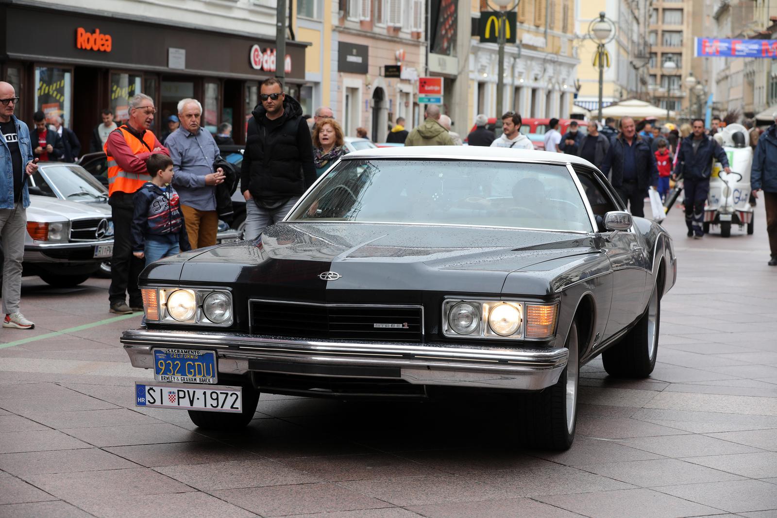 26. međunarodni susret Oldtimer Auto Rally Rijeka 2022. startao je ne Korzu 26. međunarodni susret Oldtimer Auto Rally Rijeka 2022. startao je ne Korzu