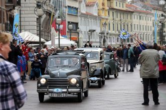 26. međunarodni susret Oldtimer Auto Rally Rijeka 2022. startao je ne Korzu 26. međunarodni susret Oldtimer Auto Rally Rijeka 2022. startao je ne Korzu