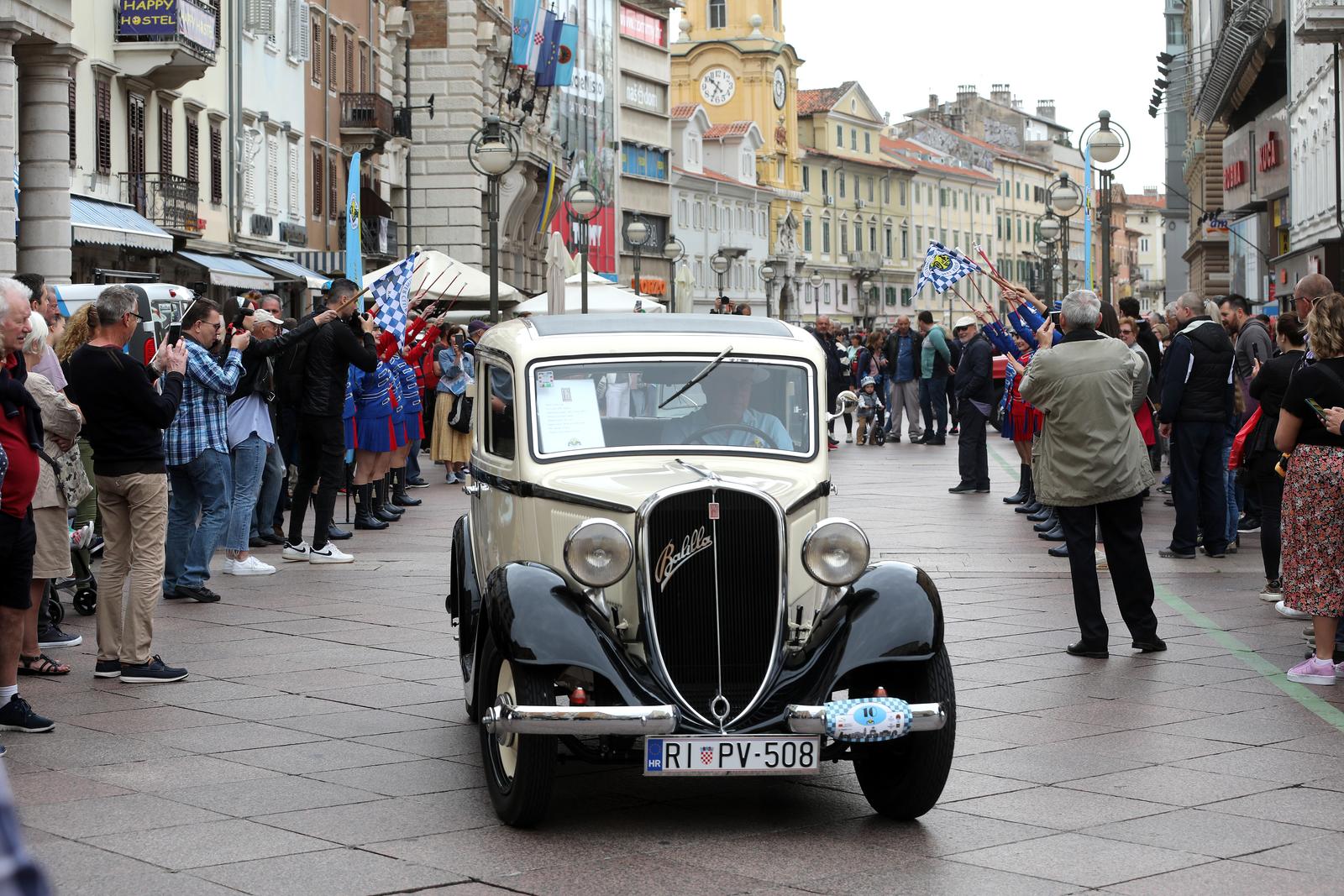 26. međunarodni susret Oldtimer Auto Rally Rijeka 2022. startao je ne Korzu 26. međunarodni susret Oldtimer Auto Rally Rijeka 2022. startao je ne Korzu