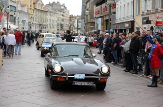 26. međunarodni susret Oldtimer Auto Rally Rijeka 2022. startao je ne Korzu 26. međunarodni susret Oldtimer Auto Rally Rijeka 2022. startao je ne Korzu