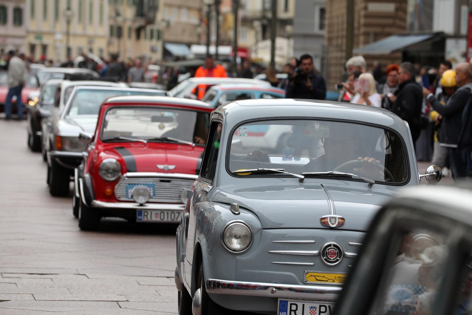 26. međunarodni susret Oldtimer Auto Rally Rijeka 2022. startao je ne Korzu 26. međunarodni susret Oldtimer Auto Rally Rijeka 2022. startao je ne Korzu