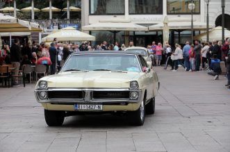 26. međunarodni susret Oldtimer Auto Rally Rijeka 2022. startao je ne Korzu 26. međunarodni susret Oldtimer Auto Rally Rijeka 2022. startao je ne Korzu