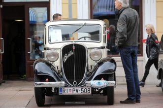 26. međunarodni susret Oldtimer Auto Rally Rijeka 2022. startao je ne Korzu 26. međunarodni susret Oldtimer Auto Rally Rijeka 2022. startao je ne Korzu