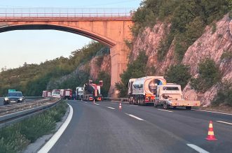 svilno vatrogasci tegljač 1 svilno vatrogasci tegljač 1