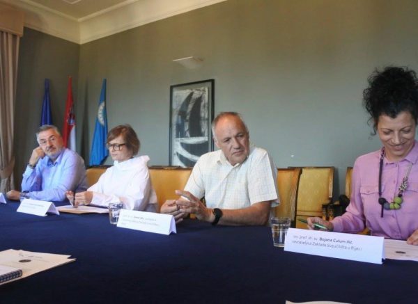 Natječaj-Zaklade-Sveučilišta-u-Rijeci-za-dodjelu-nagrade-za-transfer-znanja