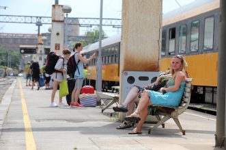 Regiojetov vlak sa turistima iz Češke stigao na riječki kolodvor