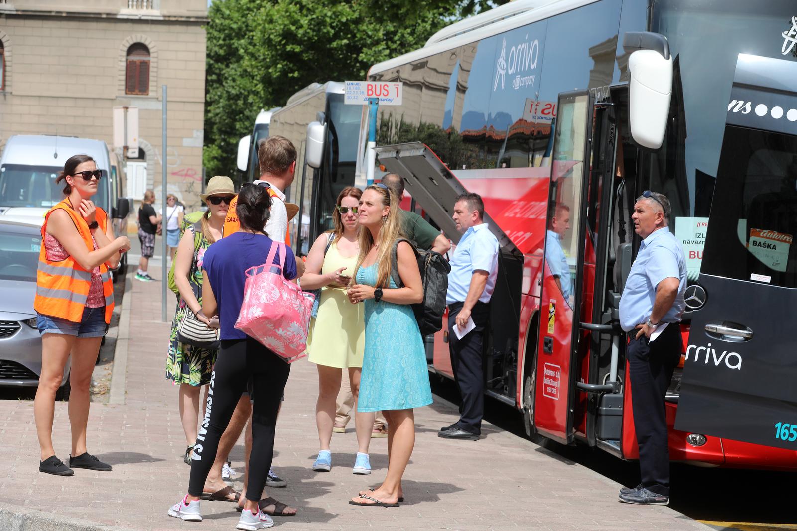 Regiojetov vlak sa turistima iz Češke stigao na riječki kolodvor