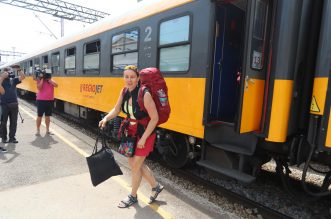 Regiojetov vlak sa turistima iz Češke stigao na riječki kolodvor