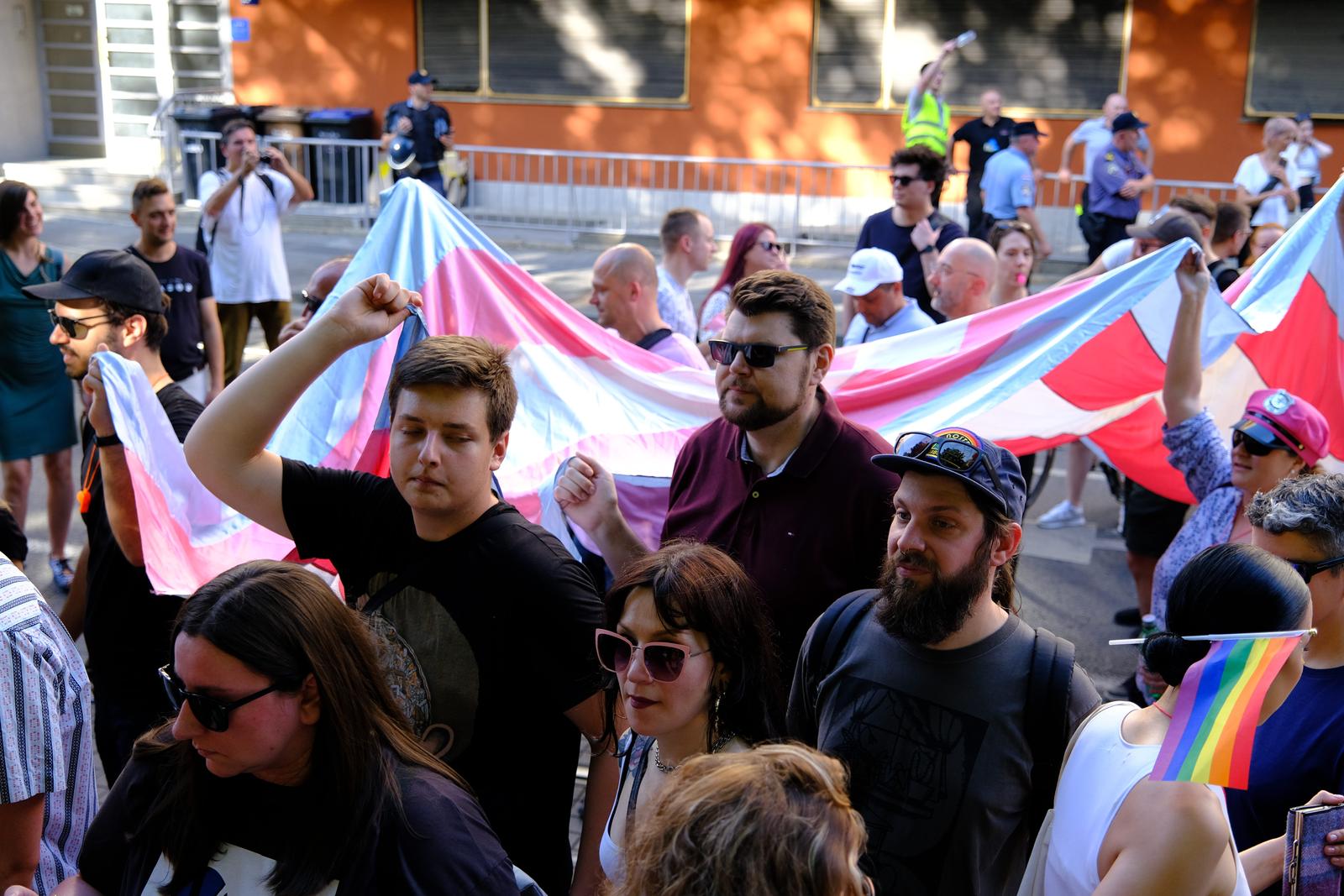 Zagreb: Poznati na 21. Povorci ponosa pod sloganom “Dajte nam naša četiri zida!” Zagreb: Poznati na 21. Povorci ponosa pod sloganom “Dajte nam naša četiri zida!”