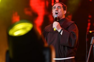 Zagreb: Duhovni koncert “Progledaj srcem” na stadionu Maksimir Zagreb: Duhovni koncert “Progledaj srcem” na stadionu Maksimir