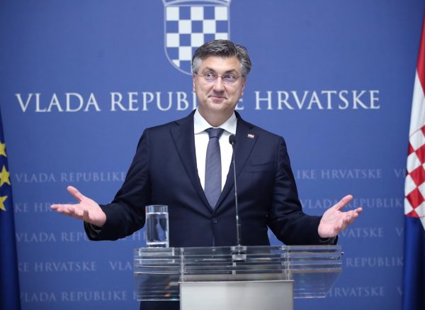 Plenković predstavio zakonske izmjene vezane uz novi model obiteljske mirovine i povećanje najnižih mirovina