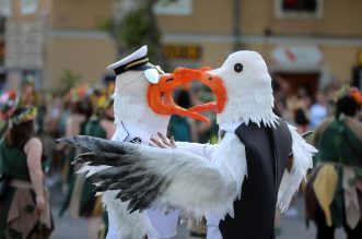 U Rijeci velika ljetna karnevalska povorka U Rijeci velika ljetna karnevalska povorka