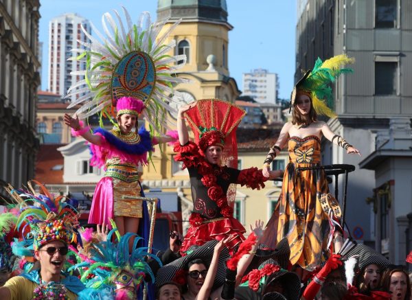 U Rijeci velika ljetna karnevalska povorka