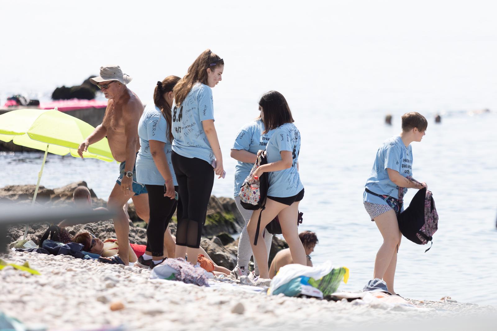 Prvi dan ljeta na plaži Kantrida Prvi dan ljeta na plaži Kantrida