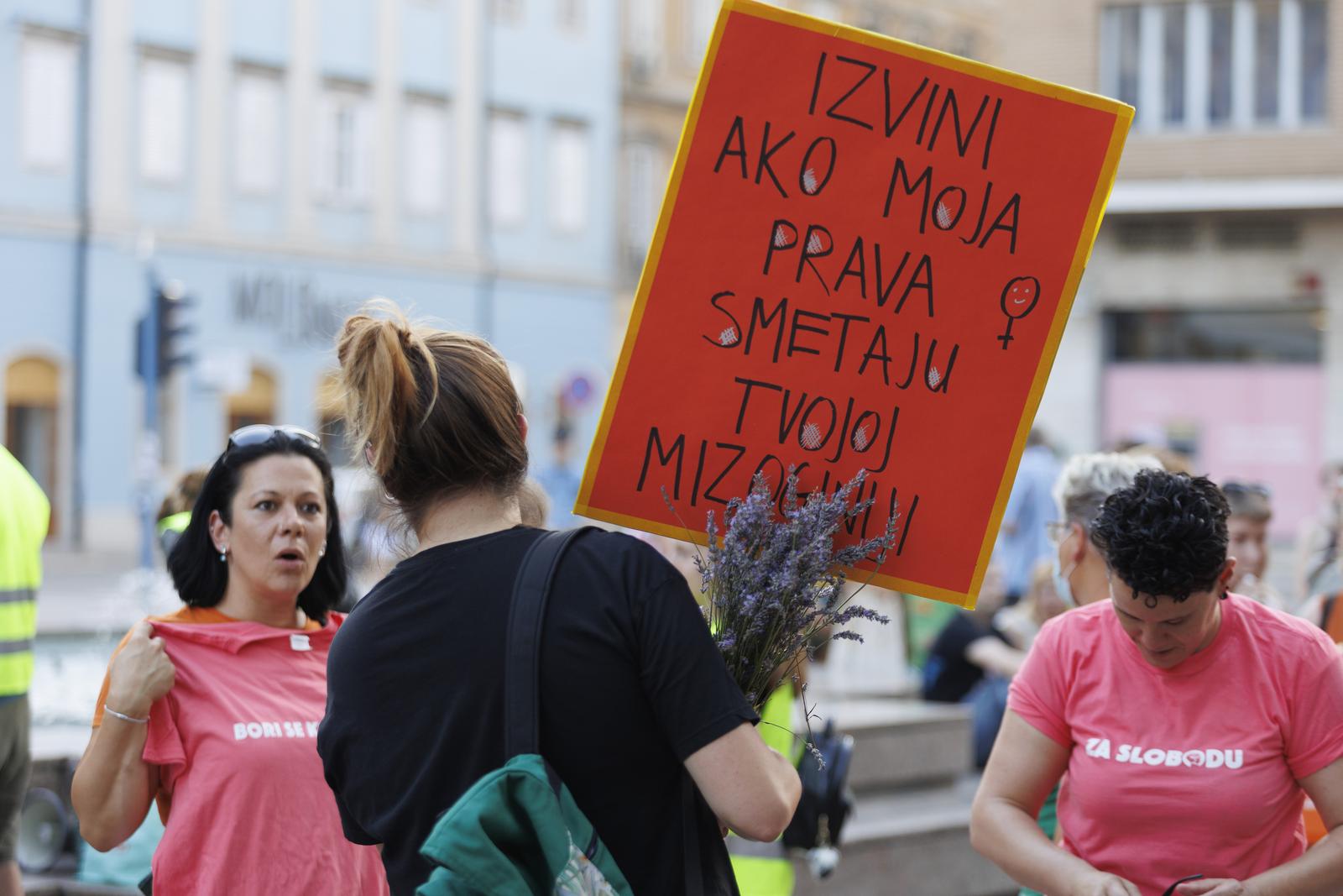 Rijeka: Mirno prosvjedno okupljanje “Hod za slobodu” Rijeka: Mirno prosvjedno okupljanje “Hod za slobodu”