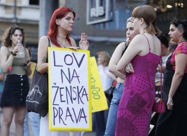 Rijeka: Mirno prosvjedno okupljanje “Hod za slobodu”