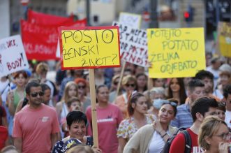 Rijeka: Mirno prosvjedno okupljanje “Hod za slobodu” Rijeka: Mirno prosvjedno okupljanje “Hod za slobodu”