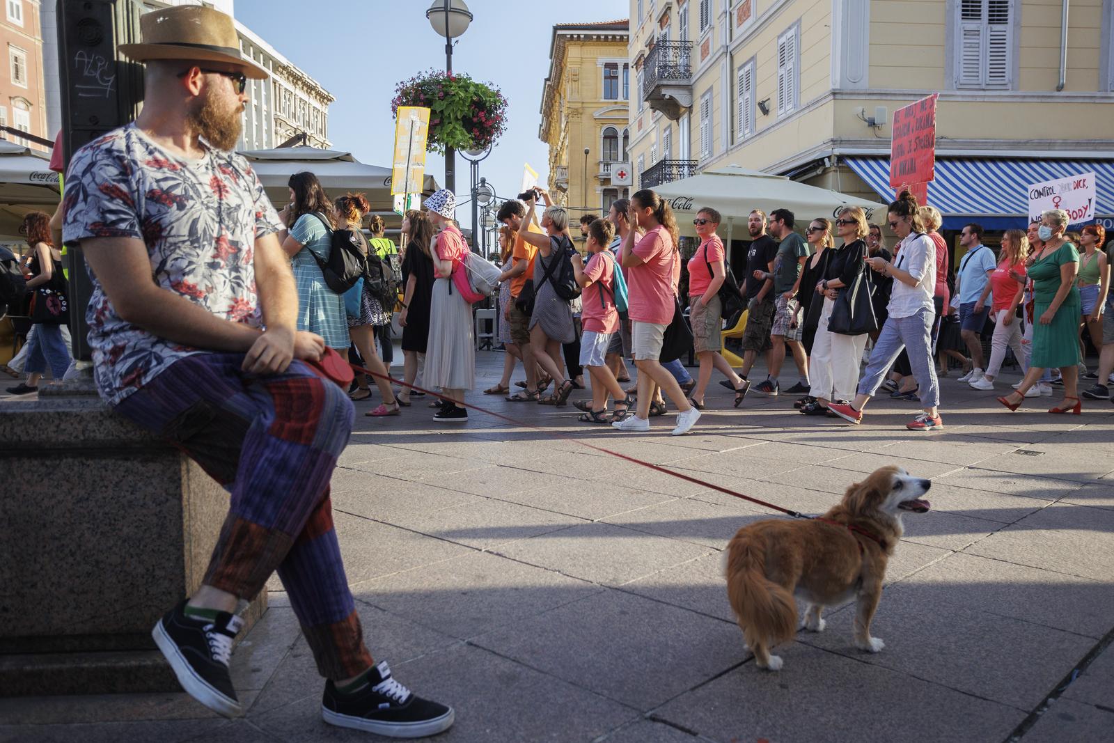 Rijeka: Mirno prosvjedno okupljanje “Hod za slobodu” Rijeka: Mirno prosvjedno okupljanje “Hod za slobodu”