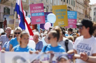 U Rijeci održan Hod za život pod nazivom “Život je zako” U Rijeci održan Hod za život pod nazivom “Život je zako”