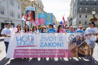 U Rijeci održan Hod za život pod nazivom “Život je zako” U Rijeci održan Hod za život pod nazivom “Život je zako”