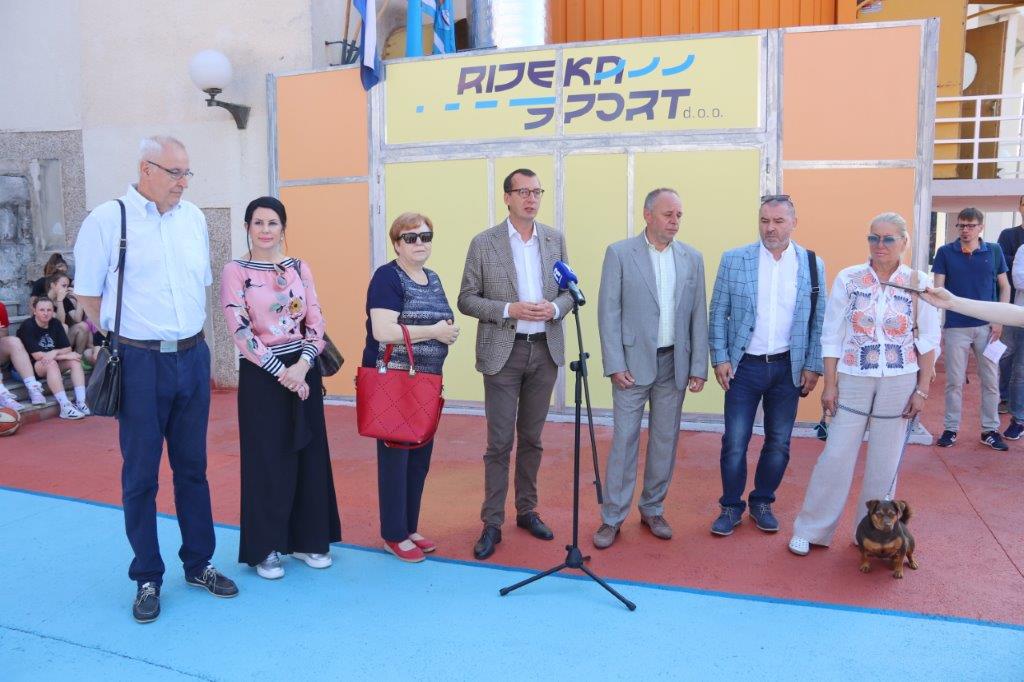 Predstavljanje-novouređene-mini-rekreacijske-zone-i-nove-klimatizacije-u-Sportsko-rekreacijskom-centru-3-8