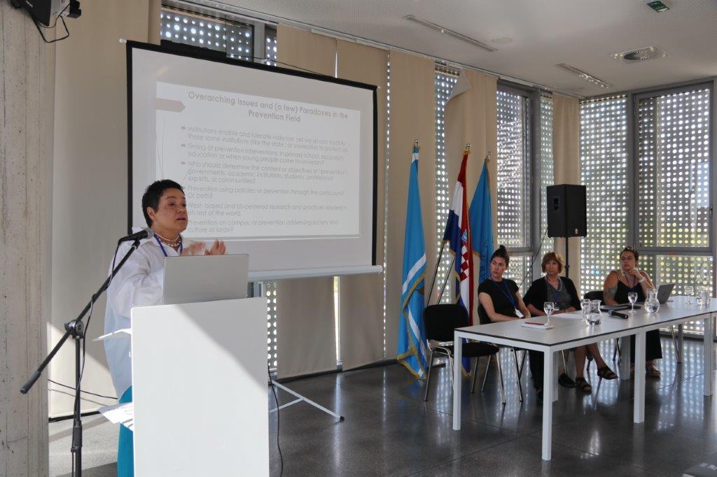 Međunarodni-simpozij-„Seksualno-i-rodno-uvjetovano-nasilje-i-njegova-prevencija-u-obrazovanju“-12