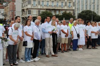 Mimohod-Srebrenica-svijetom-hodi-10 Mimohod-Srebrenica-svijetom-hodi-10