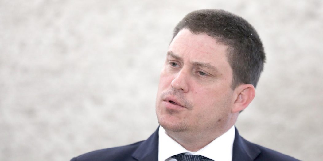 Zagreb: Ministar Butković komentirao raspravu Odbora za Ustav Zagreb: Ministar Butković komentirao raspravu Odbora za Ustav
