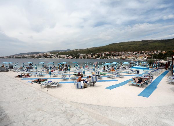 Selce: Sve je manje turista na gradskoj plaži Poli Mora