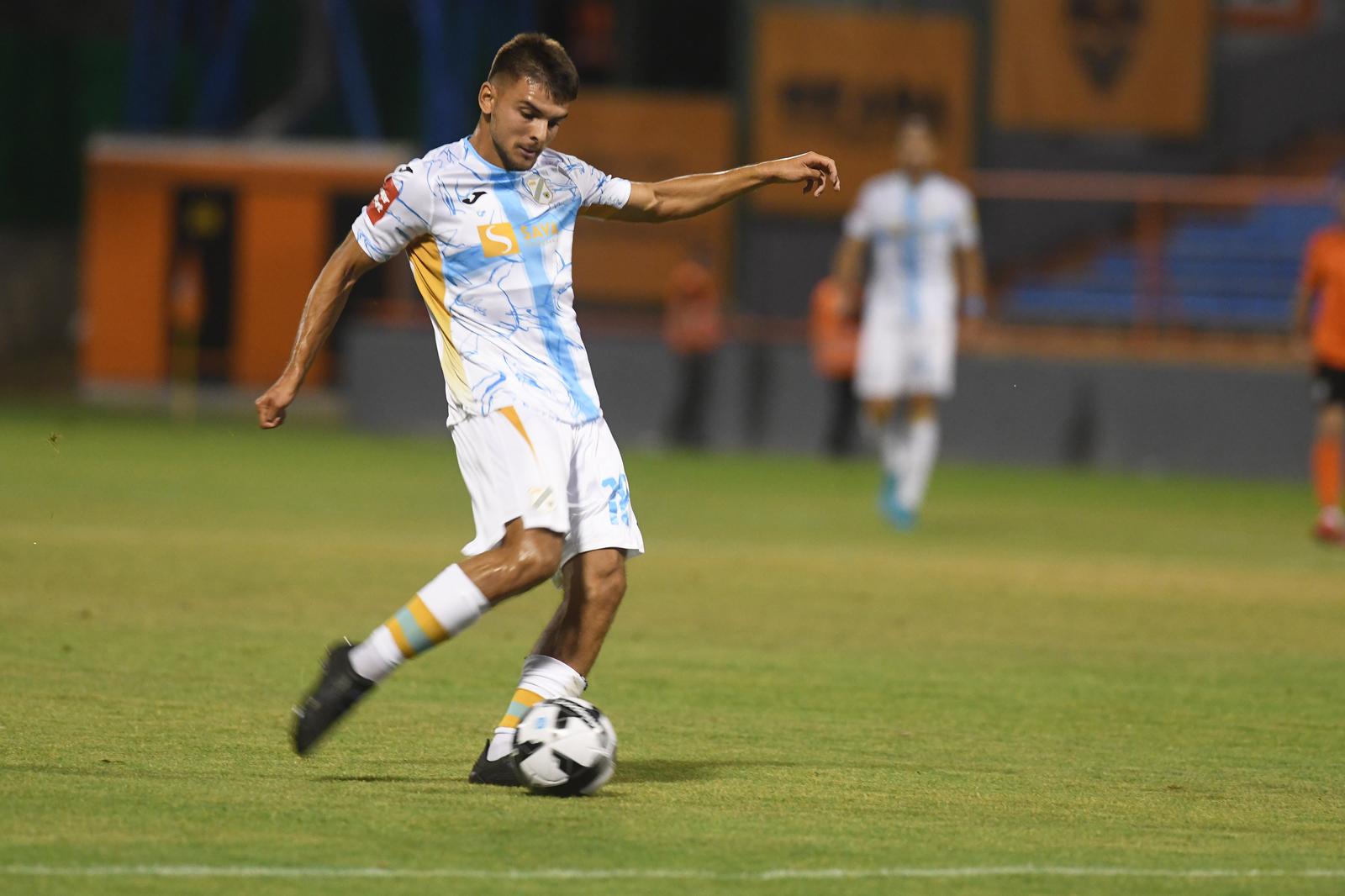 Šibenik i Rijeka sastali se u 1. kolu SuperSport HNL-a Šibenik i Rijeka sastali se u 1. kolu SuperSport HNL-a