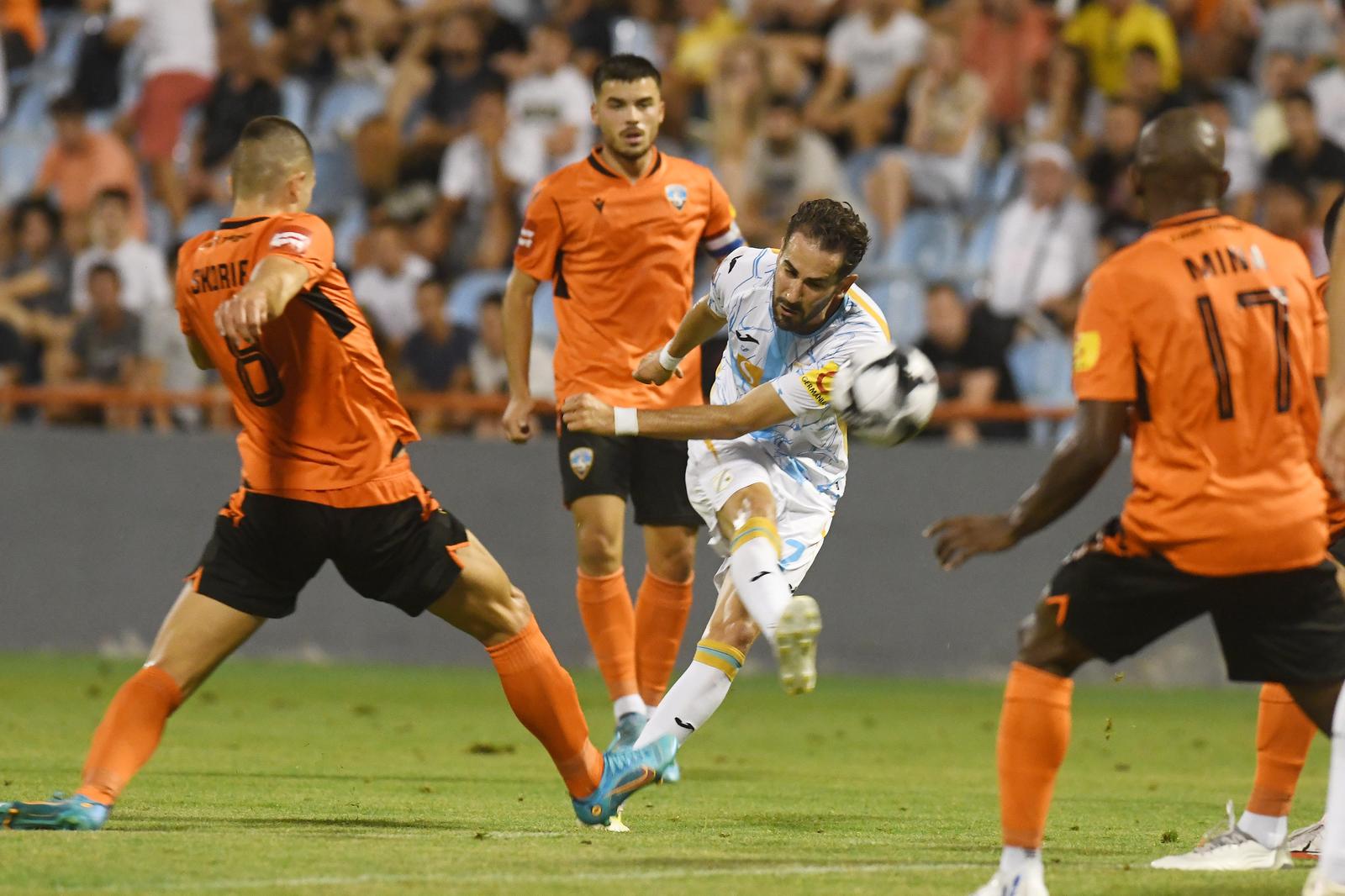 Šibenik i Rijeka sastali se u 1. kolu SuperSport HNL-a Šibenik i Rijeka sastali se u 1. kolu SuperSport HNL-a