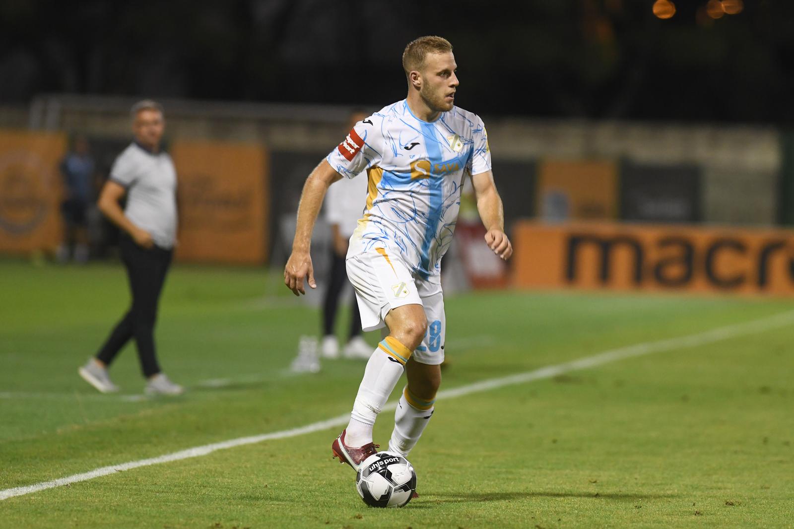 Šibenik i Rijeka sastali se u 1. kolu SuperSport HNL-a Šibenik i Rijeka sastali se u 1. kolu SuperSport HNL-a